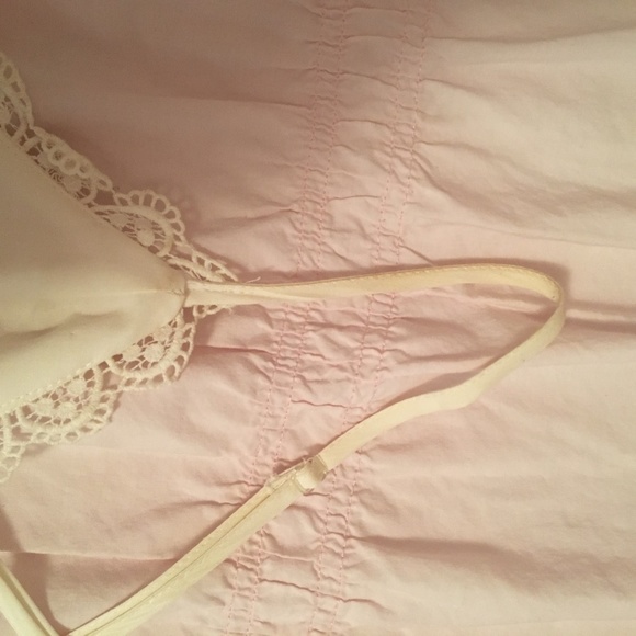 TOBI Divinity Ivory Eyelet Crochet Crop Top, M - Picture 6 of 7